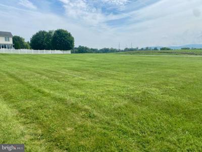 SUMMER BREEZE LANE LOT 20