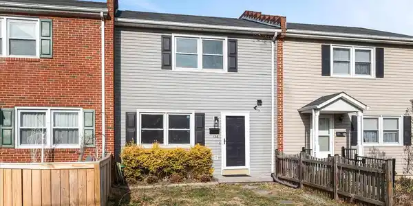 136 SCOTT STREET
