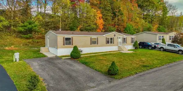 104 KAYSEA LANE