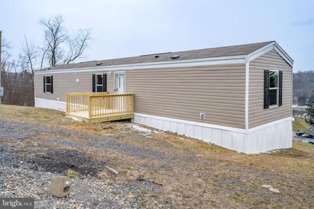 81 SAINT CLAIRS VILLAGE