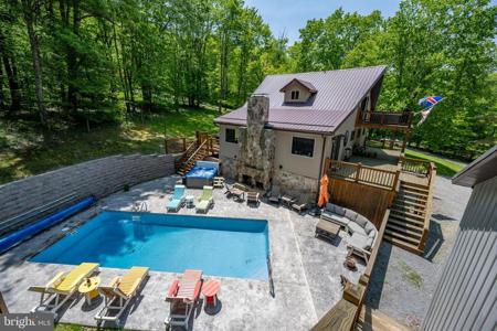 2250 HOYES RUN ROAD