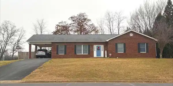 11 INDEPENDENCE DRIVE