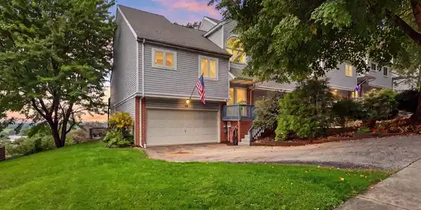 50 GREENLEAF ROAD