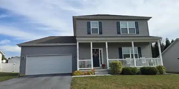 76 TWICKENHAM DRIVE