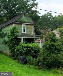 437 PINE AVENUE