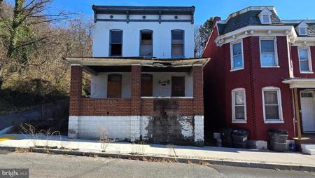 208 MARYLAND AVENUE