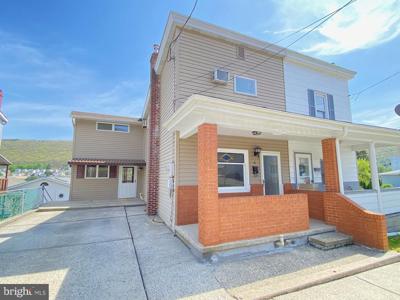 6 COLUMBUS AVENUE
