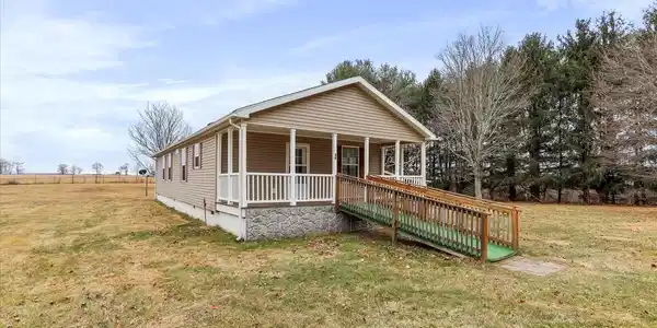 88 HOMESTEAD LANE