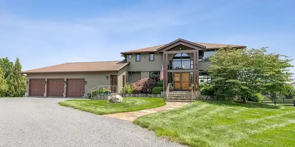 15724 TRAPSHIRE COURT