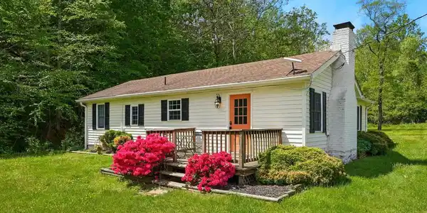 1195 QUAKER RUN ROAD