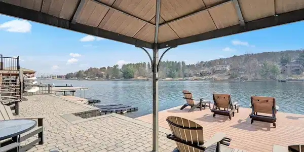 1505 WYNONAH DRIVE