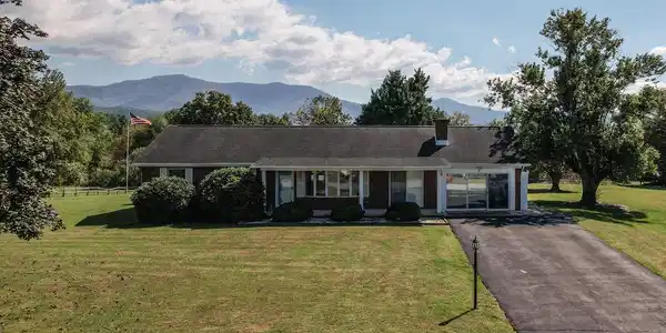 1 ROWE DRIVE