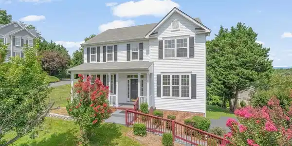 358 LEAPING FOX CT