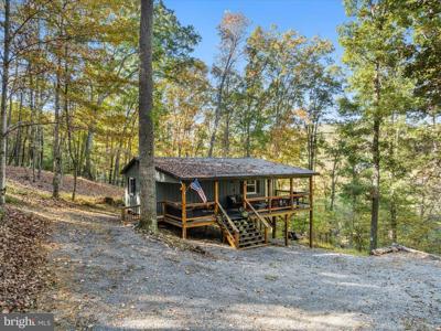 15 MEADOW VIEW DRIVE