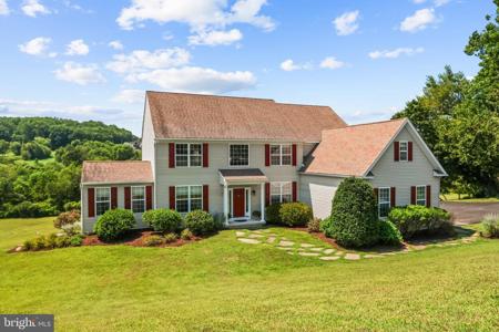 2932 SILVER CREEK CIRCLE