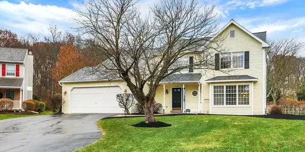 1719 BENNINGTON DRIVE