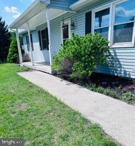 1 ADAMS AVENUE AVENUE