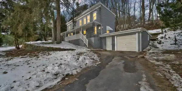 2 EDGAR LEWIS STREET