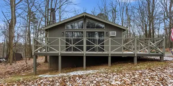 15 ONEIDA TRAIL