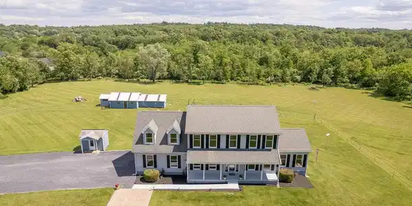 442 FROG HOLLOW ROAD