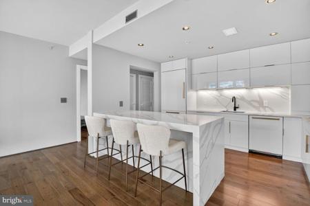 8220 CRESTWOOD HEIGHTS DRIVE