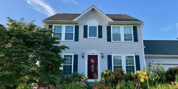 145 MAPLEWOOD COURT