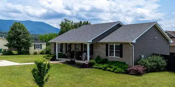 250 FAIRVIEW ROAD