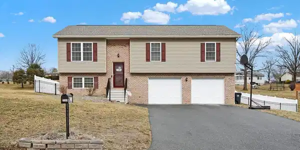 2368 ADRIENNE LANE