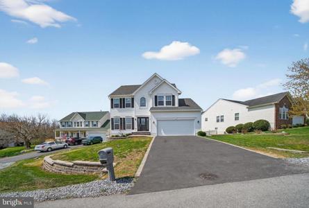62 NIBLICK COURT