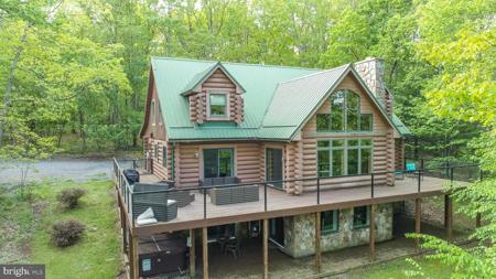 425 HINES DRIVE