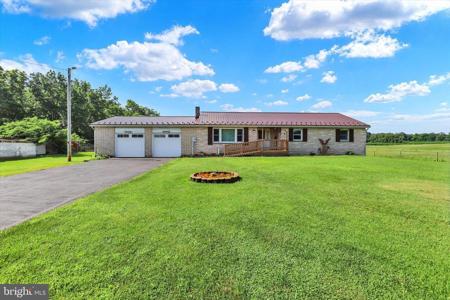 319 AIRPORT ROAD