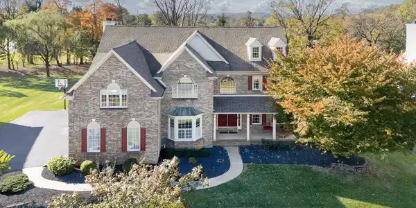 2015 MAJESTIC OVERLOOK DRIVE