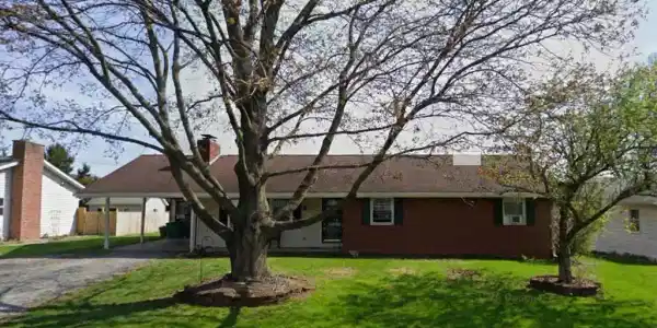 121 PATRICIA AVENUE