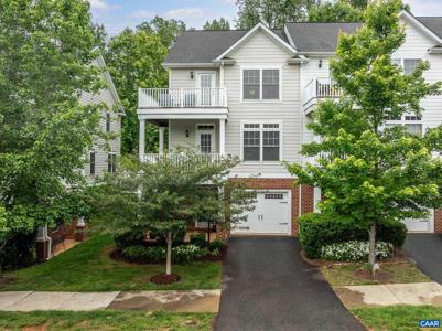 2162 SARANAC CT