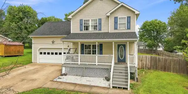 115 BAER OAK DRIVE