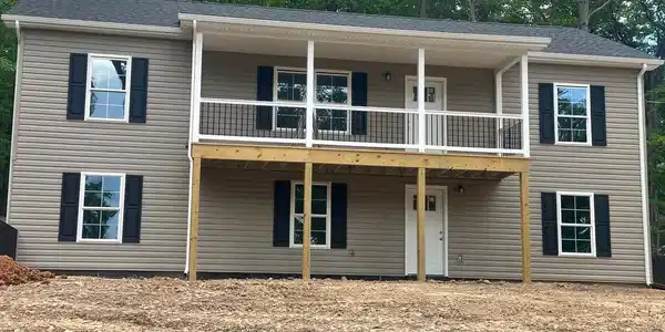 805 PHEASANT DRIVE