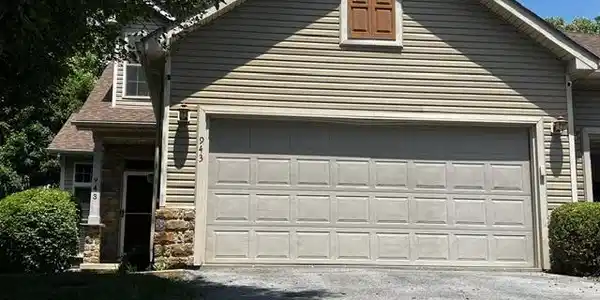 943 QUAIL RUN DRIVE