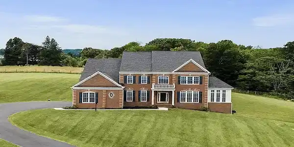 35396 GLENCOE COURT