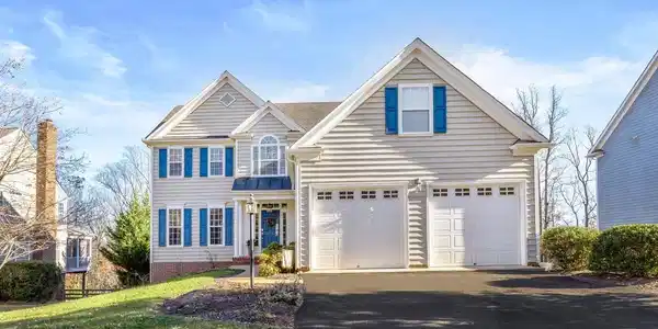 2053 RIDGETOP DR