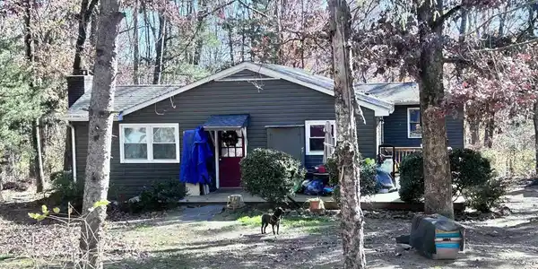 2003 SWEET HOLLOW LN