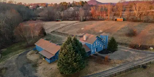 4688 COWPASTURE LANE