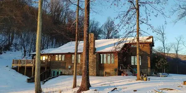 247 LLAMA LN