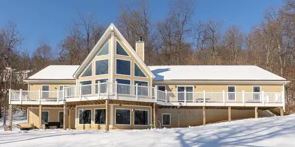 189 BABBS MOUNTAIN ROAD