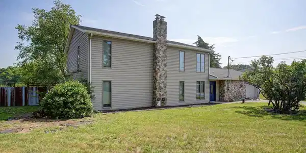 3365 BUCHANAN TRAIL