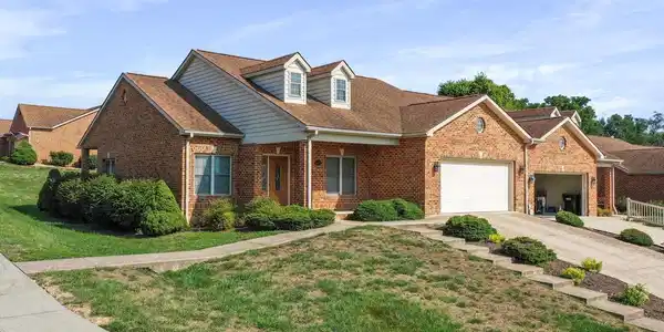 442 HENRY DRIVE