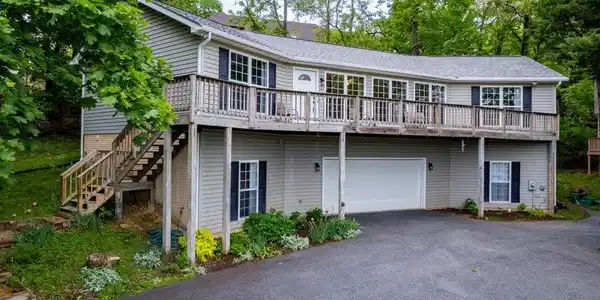 45 CARTER LANE