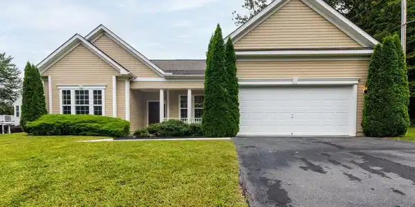1242 COVENTRY COURT