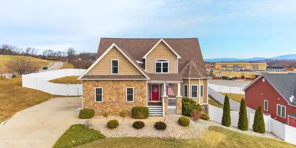 89 HULL HILLS LN