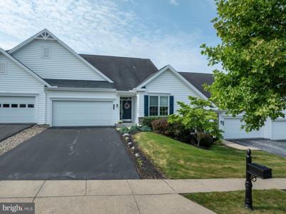 394 BEACON CIRCLE