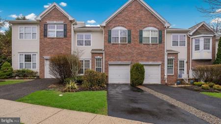 12 HERITAGE HILLS DRIVE